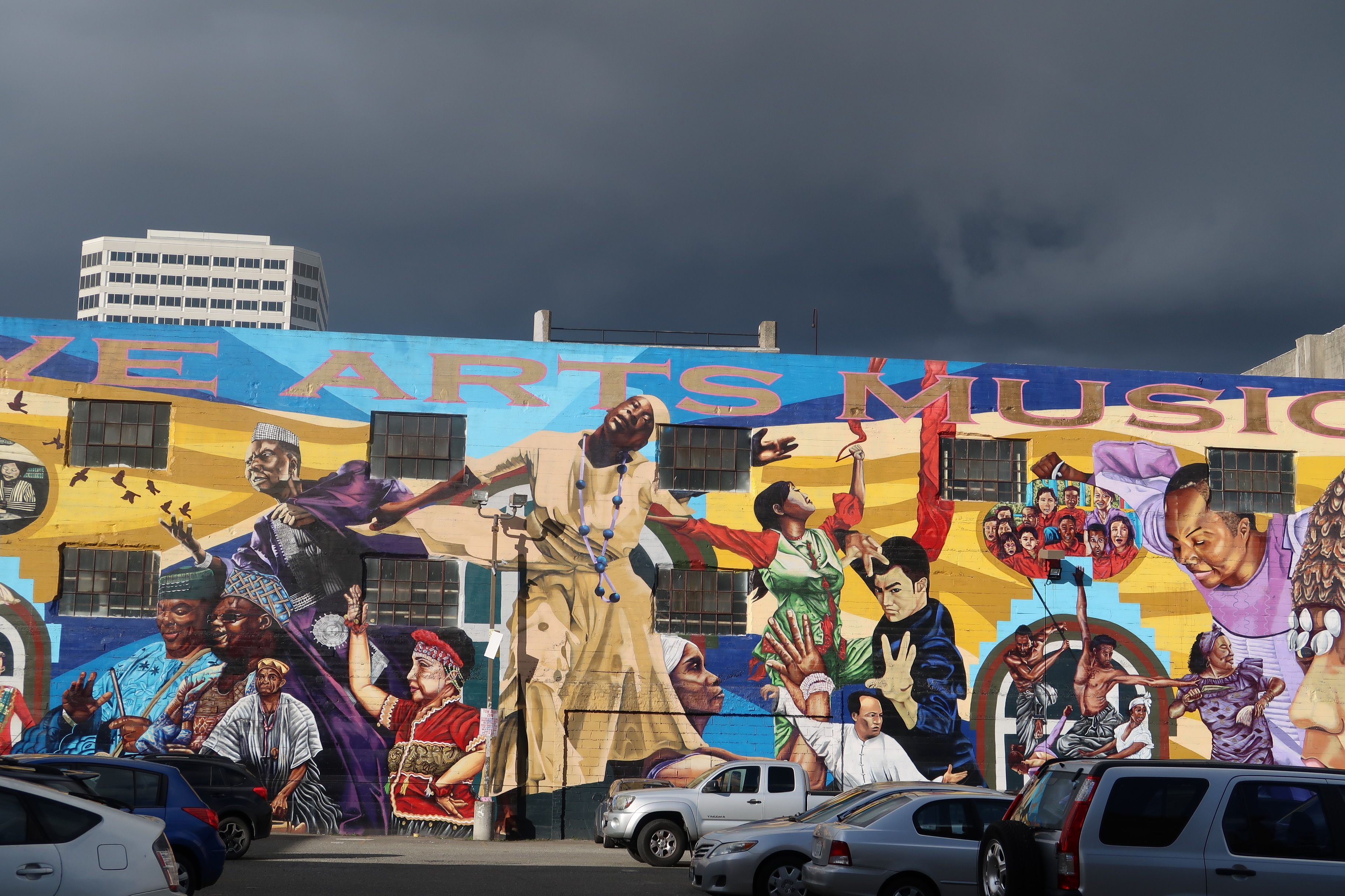 dramatic mural oakland